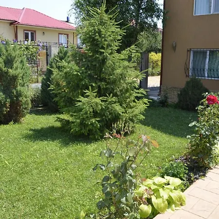Pensiune Casa Delia Costineşti